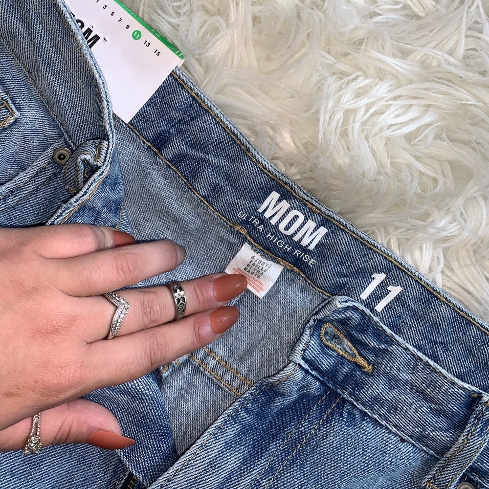 Mom Jeans